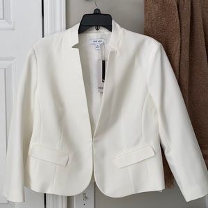 Nine West women’s blazer